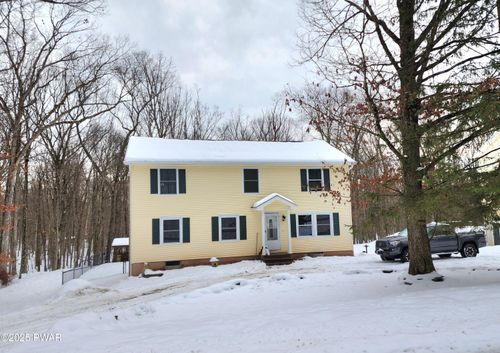 113 Spruce Ct, Hawley, PA, 18428-4052 | Card Image