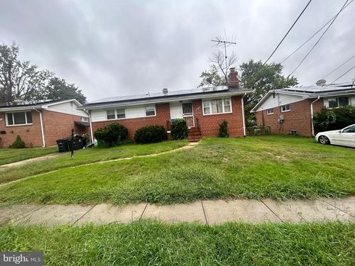 2533 Fairhill Dr, SUITLAND, MD, 20746-2306 | Card Image