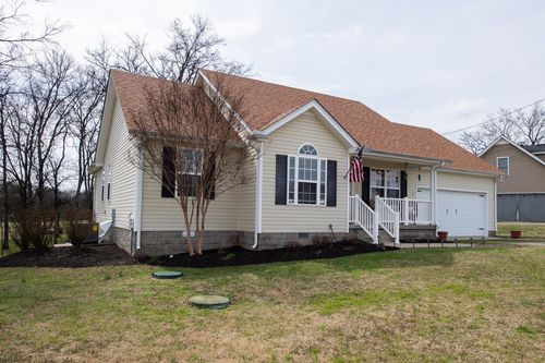 601 Fall Creek Dr, Murfreesboro, TN, 37129-4527 | Card Image