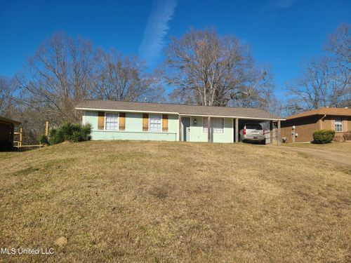 922 Cherry Stone Cir, Clinton, MS, 39056-2024 | Card Image