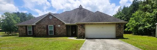 17 P M Hall Rd, Poplarville, MS, 39470-9028 | Card Image