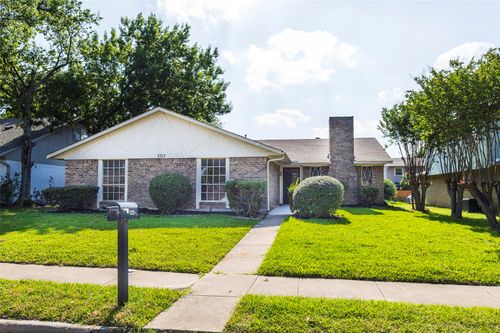 3313 Knights Haven Ln, Garland, TX, 75044-5429 | Card Image