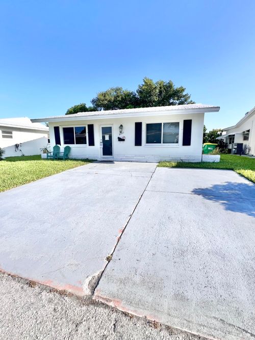 6711 Nw 72nd St, Tamarac, FL, 33321-5451 | Card Image
