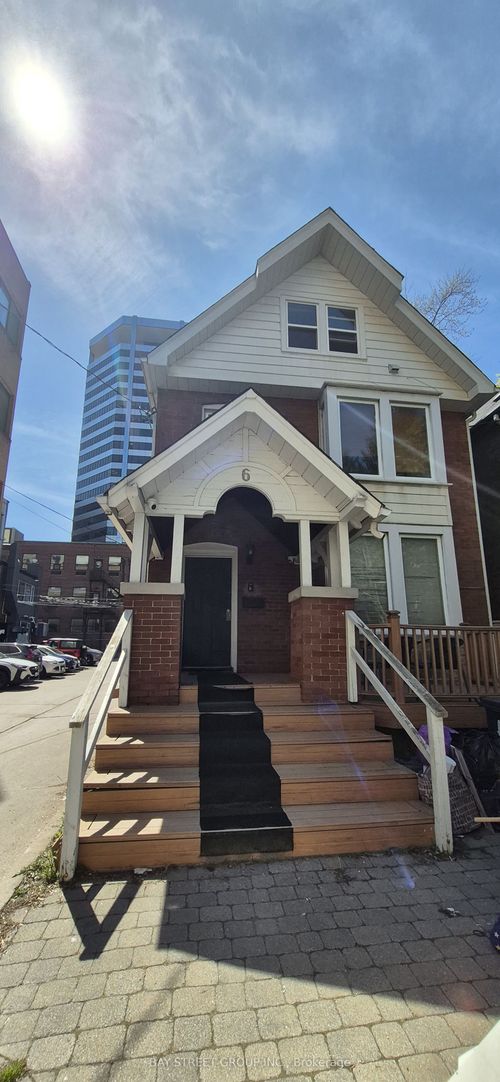 6 Ferndale Ave, Toronto, ON, M4T2B3 | Card Image