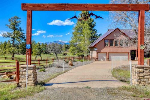 372 E Mccabe St, Pagosa Springs, CO, 81147-8462 | Card Image