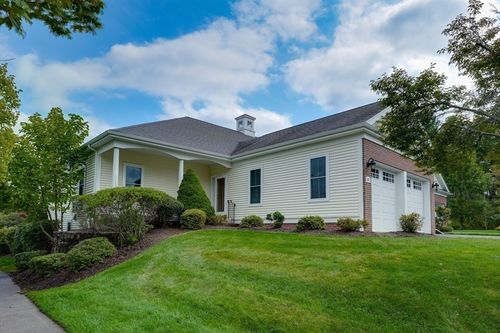 37-37 Wildwood Rd, Norfolk, MA, 02056-1828 | Card Image