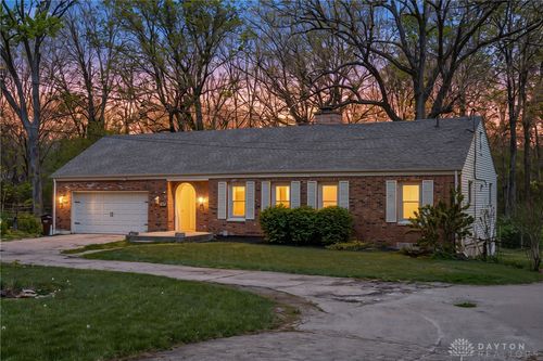 315 E Westbrook Road, Clayton, OH, 45415 | Card Image