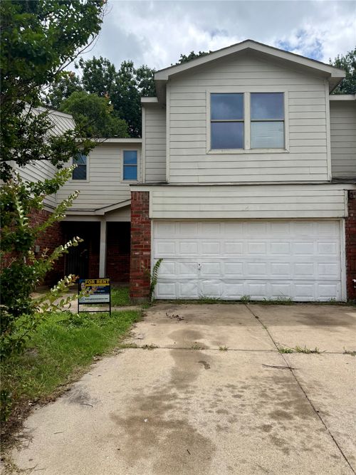 216 Creek Cove Dr, Dallas, TX, 75217-5618 | Card Image