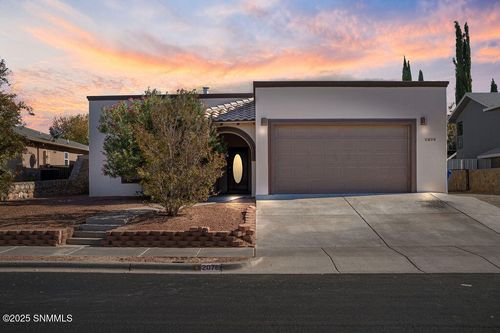 2076 Reina Dr, Las Cruces, NM, 88007-0829 | Card Image