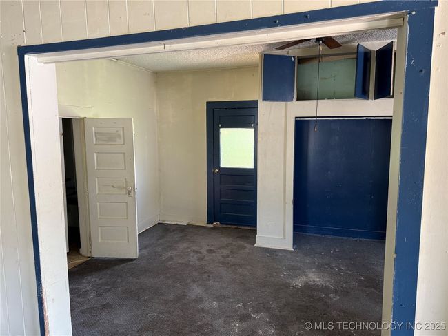 201 E Main St, House other with 2 bedrooms, 1 bathrooms and null parking in Henryetta OK | Image 4