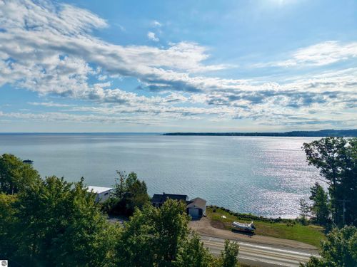 800 N Saint Joseph St, Suttons Bay, MI, 49682-9701 | Card Image
