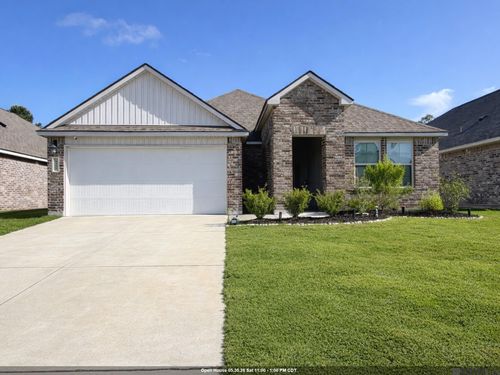 8311 Rosemary Ave, Denham Springs, LA, 70726-2039 | Card Image