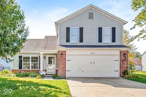 6803 Smithfield Blvd, Indianapolis, IN, 46237-9110 | Card Image