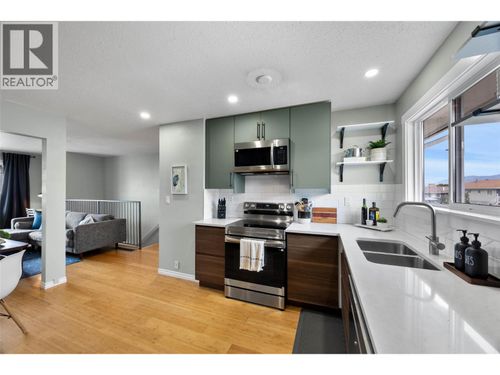 47-800 Valhalla Dr, Kamloops, BC, V2B1R8 | Card Image