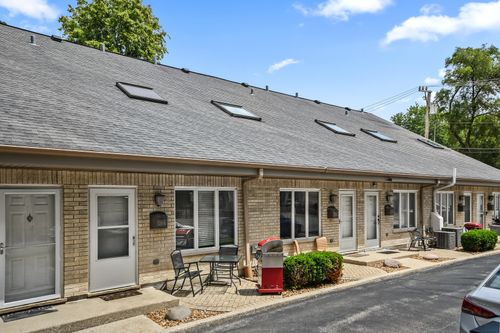 b-7248 Dixon St, Forest Park, IL, 60130-1161 | Card Image