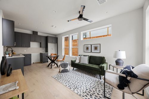 2a-1709 Maple Ave, Austin, TX, 78702-1433 | Card Image
