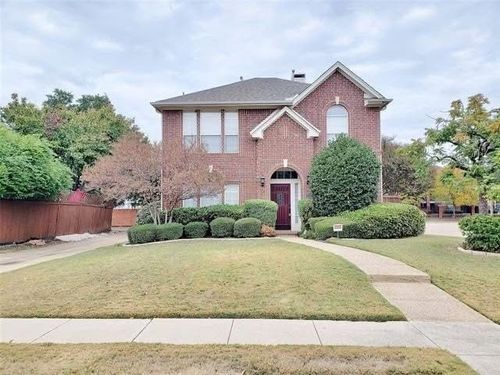 211 Moss Hill Rd, Irving, TX, 75063-4243 | Card Image
