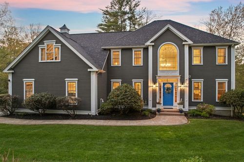 4 Fieldstone Ct, Grafton, MA, 01519-1252 | Card Image