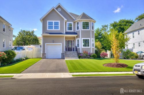 95 Fulton St, WOODBRIDGE, NJ, 07095-2617 | Card Image