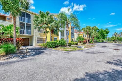 111-5450 Bentgrass Dr, Sarasota, FL, 34235-2676 | Card Image