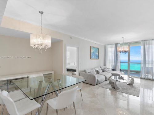 3305-17875 Collins Ave, Sunny Isles Beach, FL, 33160-2718 | Card Image