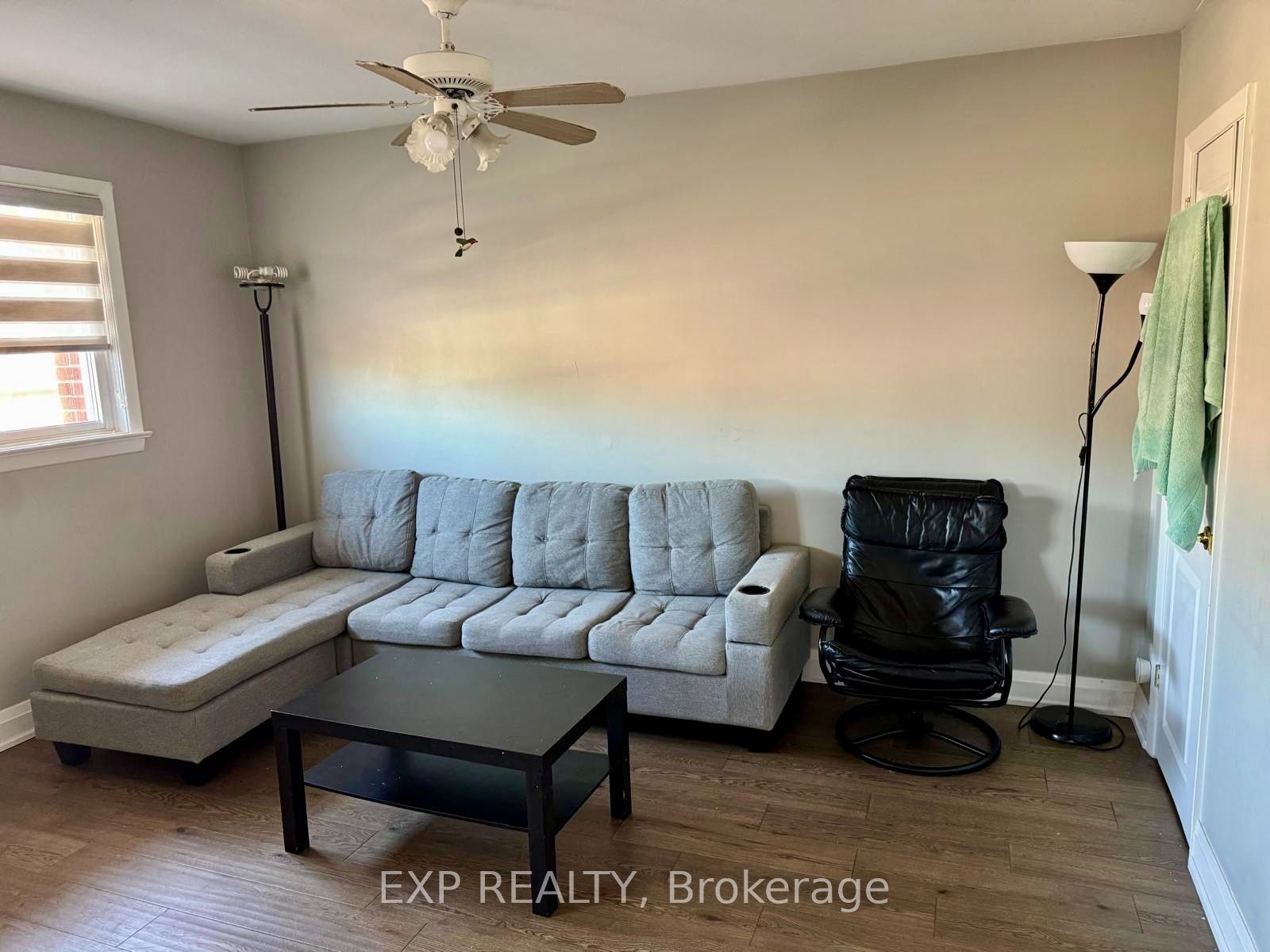 Residential Lease in Toronto W04 4