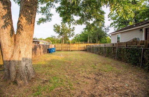 701 Lettie St, Richmond, TX, 77469-2817 | Card Image
