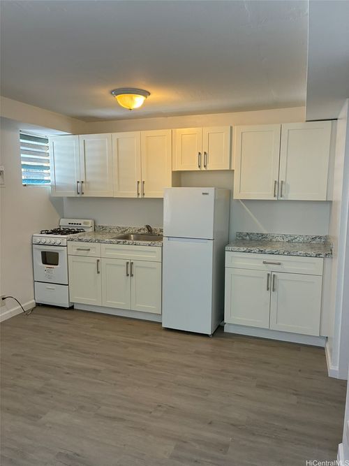 207-1209 10th Avenue, Honolulu, HI, 96816 | Card Image