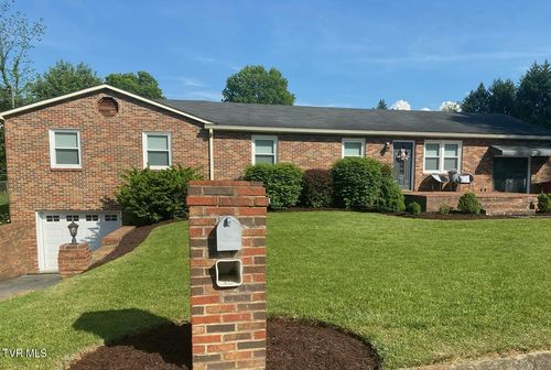 500 Sunnyvale Drive, Johnson City, TN, 37601 | Card Image