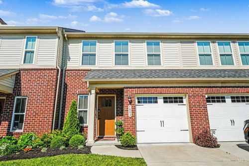 7893 Pinnacle Point Dr, West Chester, OH, 45069-9048 | Card Image