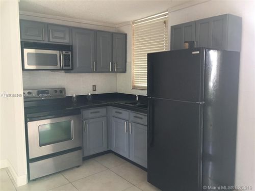 apt-124-1801 S Treasure Dr, North Bay Village, FL, 33141-4319 | Card Image