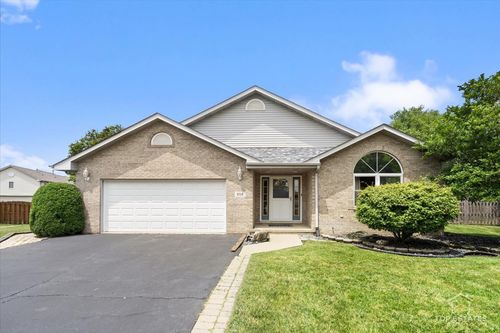 656 Sedge Meadow Ct, Romeoville, IL, 60446-4819 | Card Image