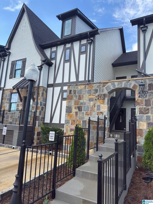 54-4307 Lennox Ct, Vestavia Hills, AL, 35216-4561 | Card Image