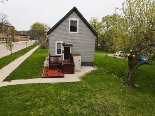 2769 N 1st St, Milwaukee, WI, 53212-2401 | Card Image
