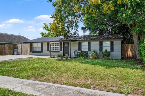 1611 Smithfield Cir W, LAKELAND, FL, 33801-6634 | Card Image