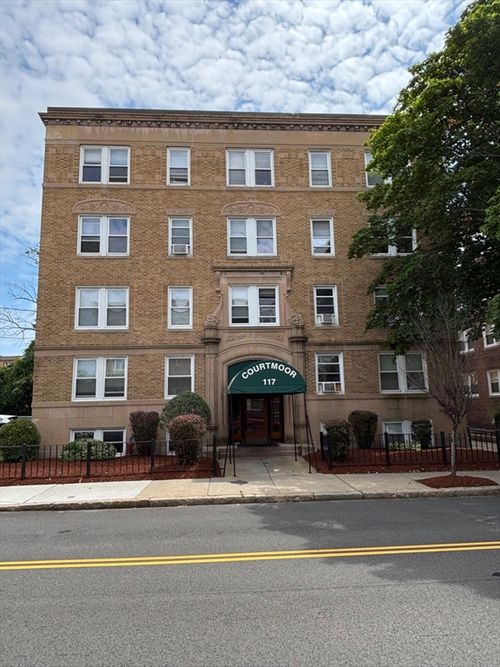 apt-28-117 Summer St, Malden, MA, 02148-2542 | Card Image
