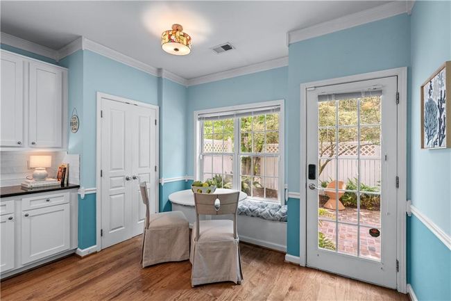 859 Scales Rd, House other with 3 bedrooms, 3 bathrooms and null parking in Suwanee GA | Image 5