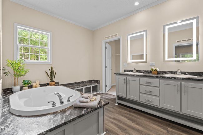 28-web-or-mls-DSC04742 | Image 16