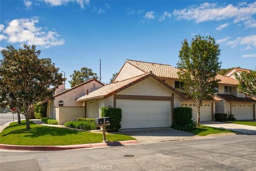 7846 Beachcomber Dr, Huntington Beach, CA, 92648-5251 | Card Image