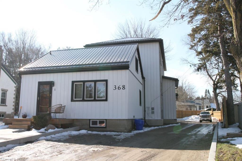 368 Peel St, For Sale in New Hamburg Zoocasa