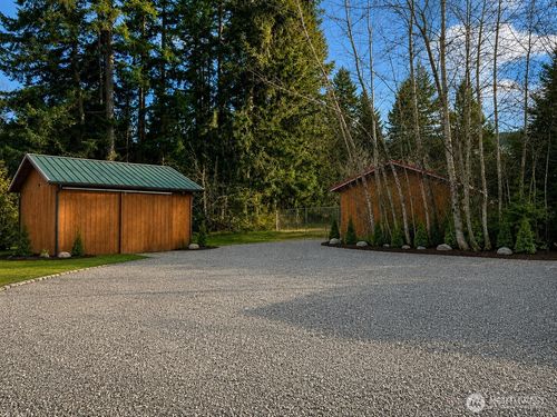 e-2450 W Hwy 101, Port Angeles, WA, 98362 | Card Image