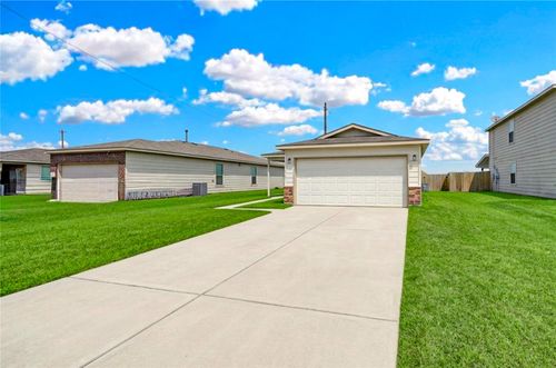 1315 Pease River Ln, Rosenberg, TX, 77471-1470 | Card Image