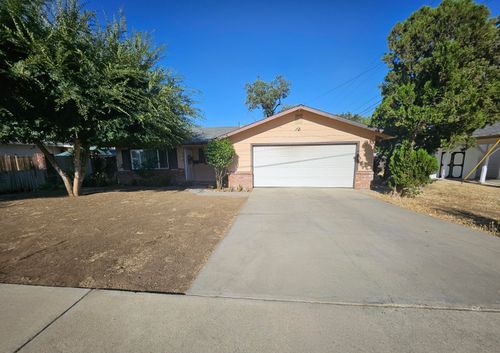 170 Esther St, Porterville, CA, 93257-4042 | Card Image