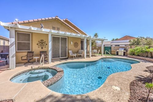 3165 Mclennan Ave, North Las Vegas, NV, 89081-6526 | Card Image