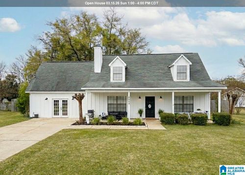 2607 Marquette Dr, Dothan, AL, 36303-1587 | Card Image