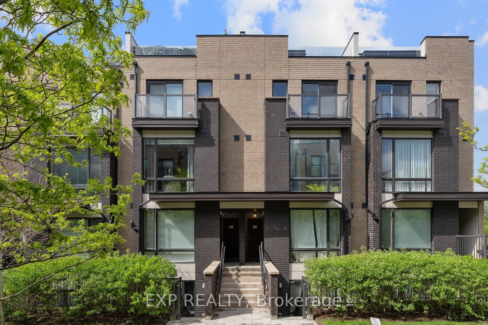 Residential in Toronto W08 5