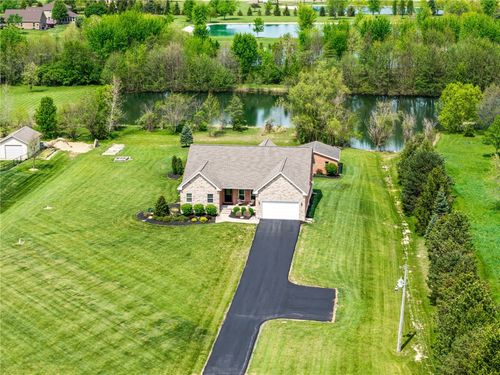 6143 Ross Rd, New Carlisle, OH, 45344-8803 | Card Image