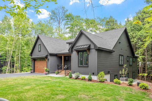 44 Valley Rd, Center Tuftonboro, NH, 03816-5928 | Card Image