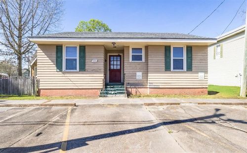 711 N Avenue K, Crowley, LA, 70526-3848 | Card Image