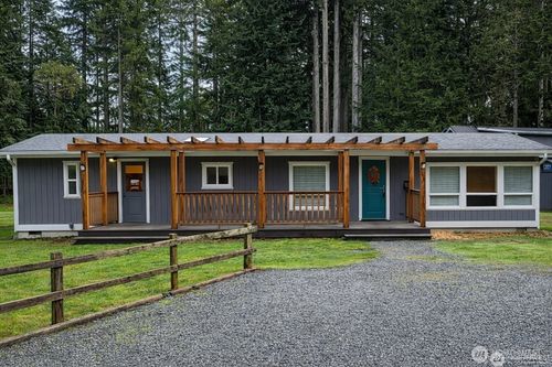 3927 Sanna Wind Way, Langley, WA, 98260-9605 | Card Image